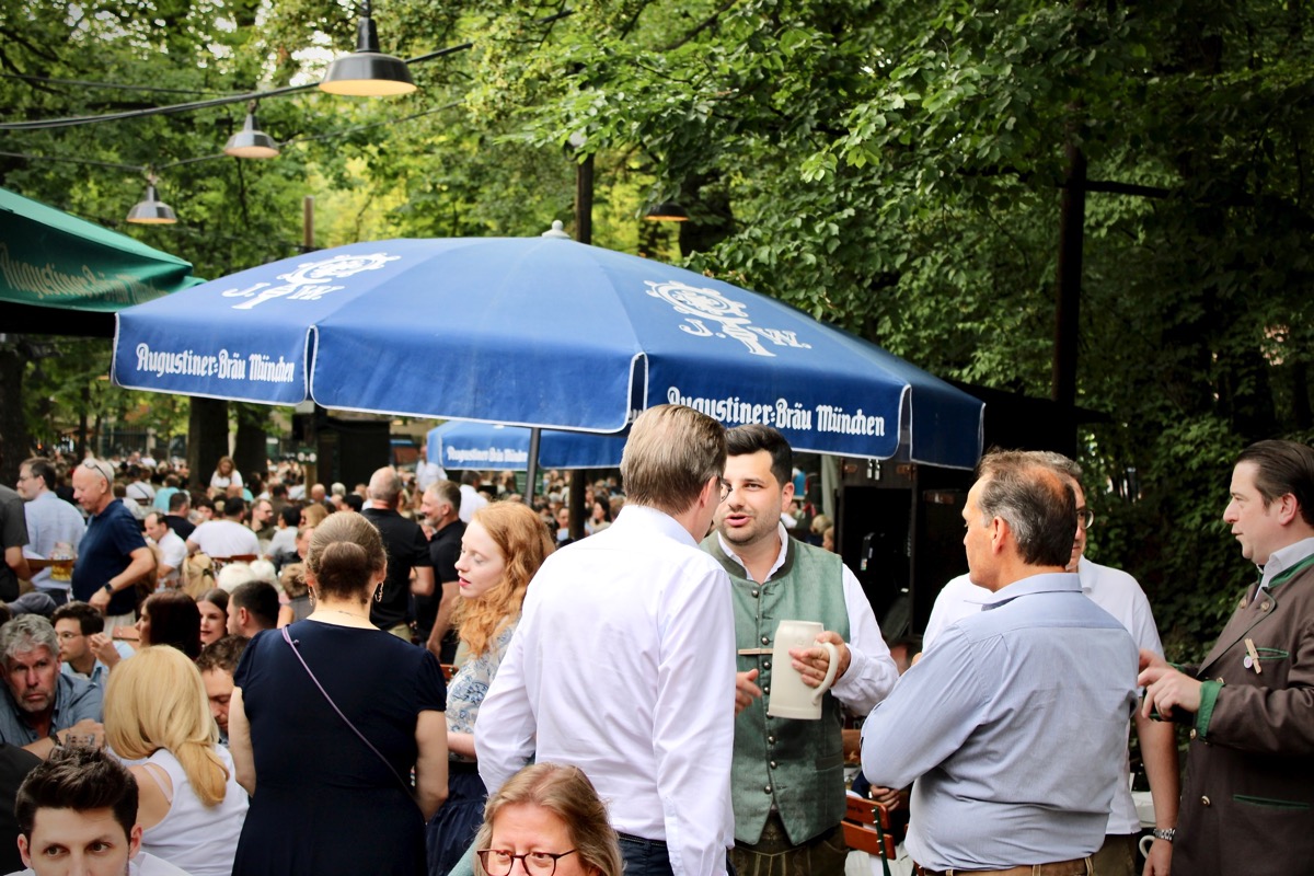 Eindrücke aus dem Biergarten